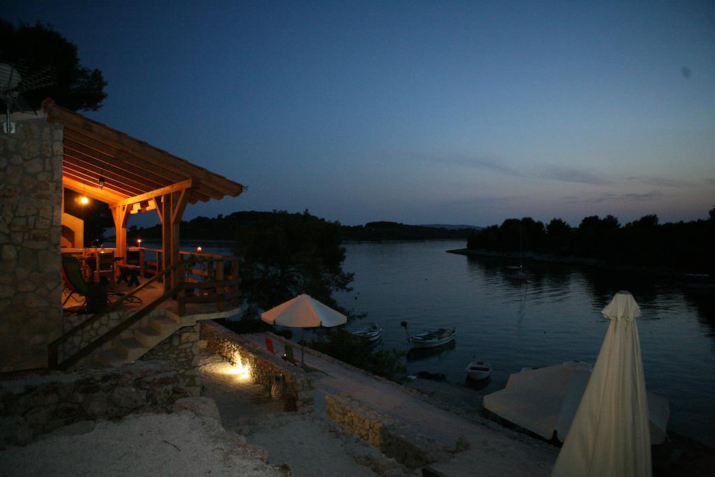 Holiday Home Villa Venta تروغير الغرفة الصورة